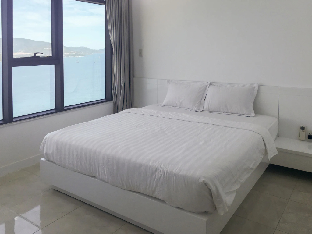 Sunrise Sea View Apartment