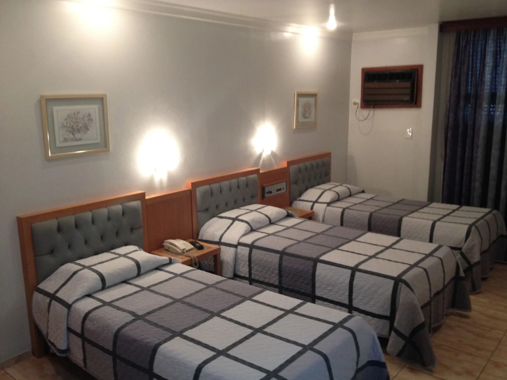 Hotel Columbia