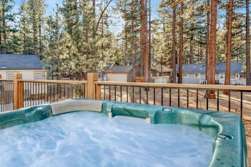 Mountain Palace #2018 by Big Bear Vacations