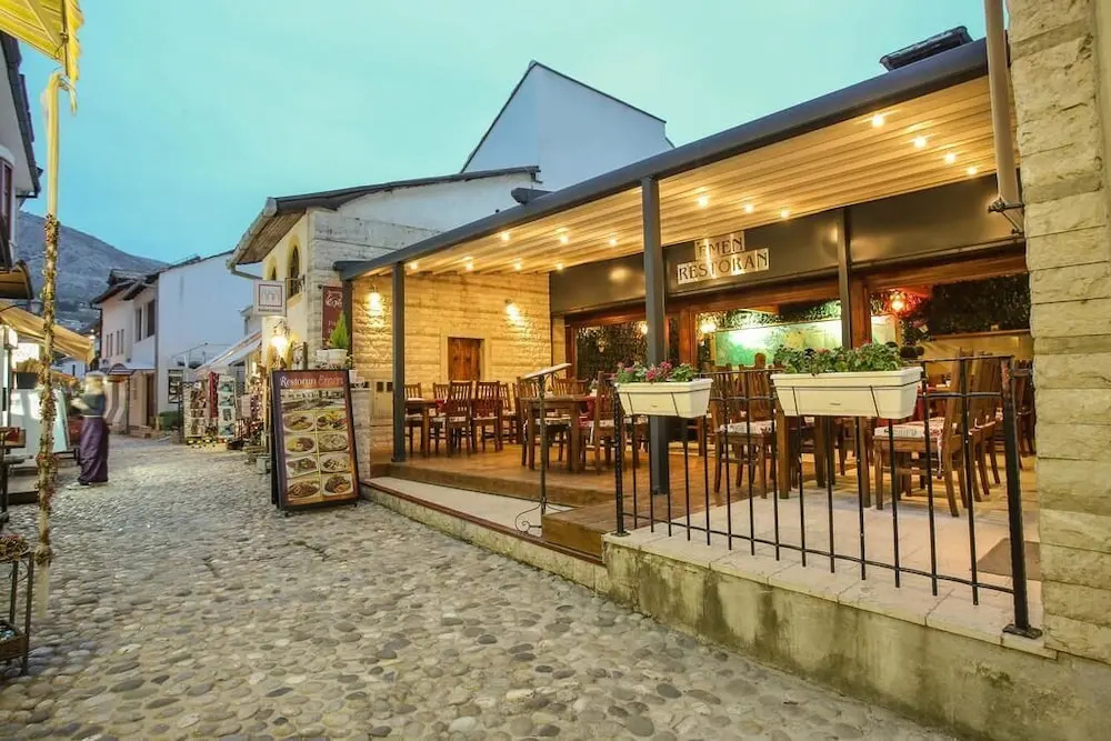 Hotel Emen