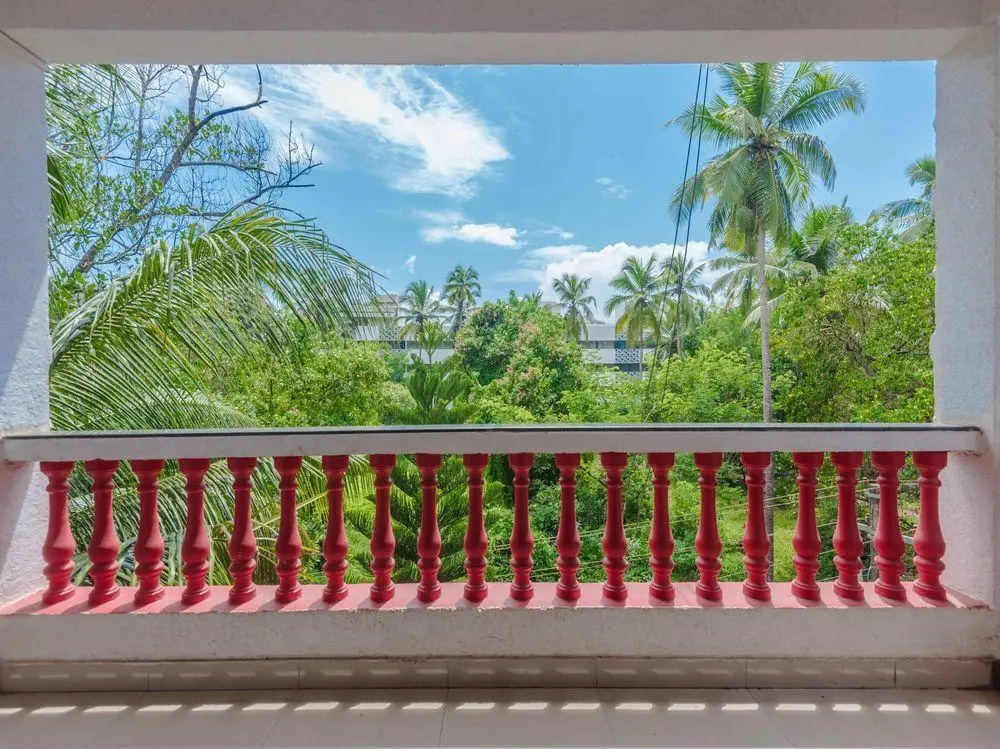 OYO 5652 StayOut Casa La Vie