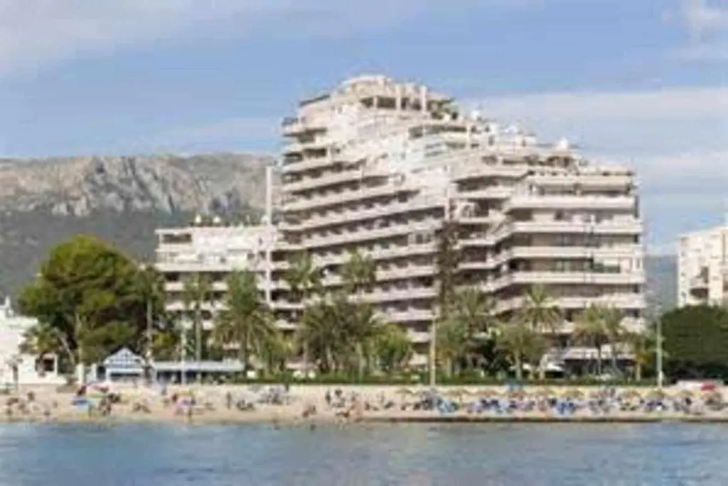 PRIMERA Línea playa apto piscina parking vistas mar gran terraza wifi