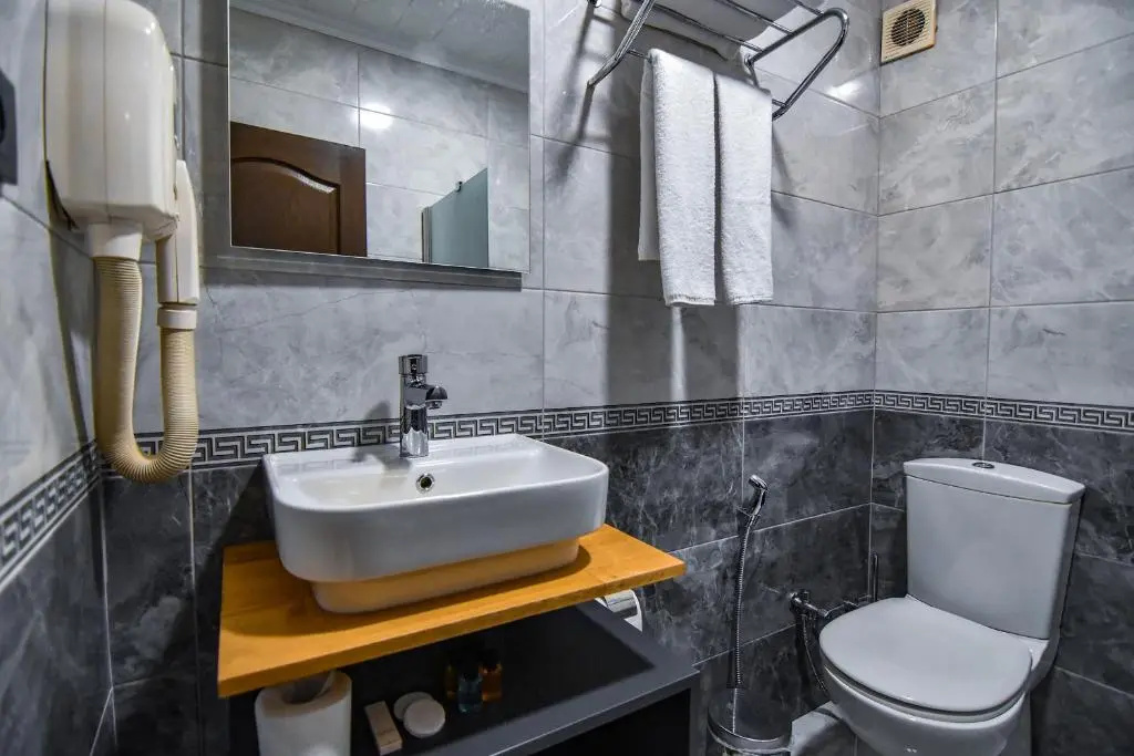 Green Palace Suite Hotel