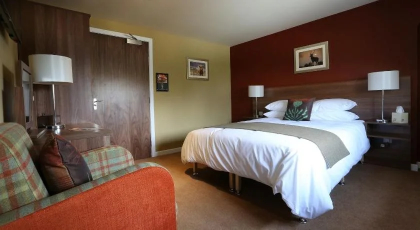 Newburgh Inn