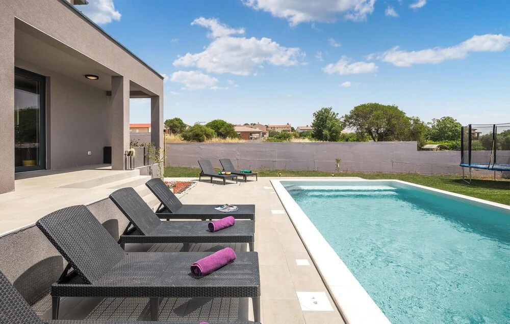 Cozy Home In Pula With Wifi