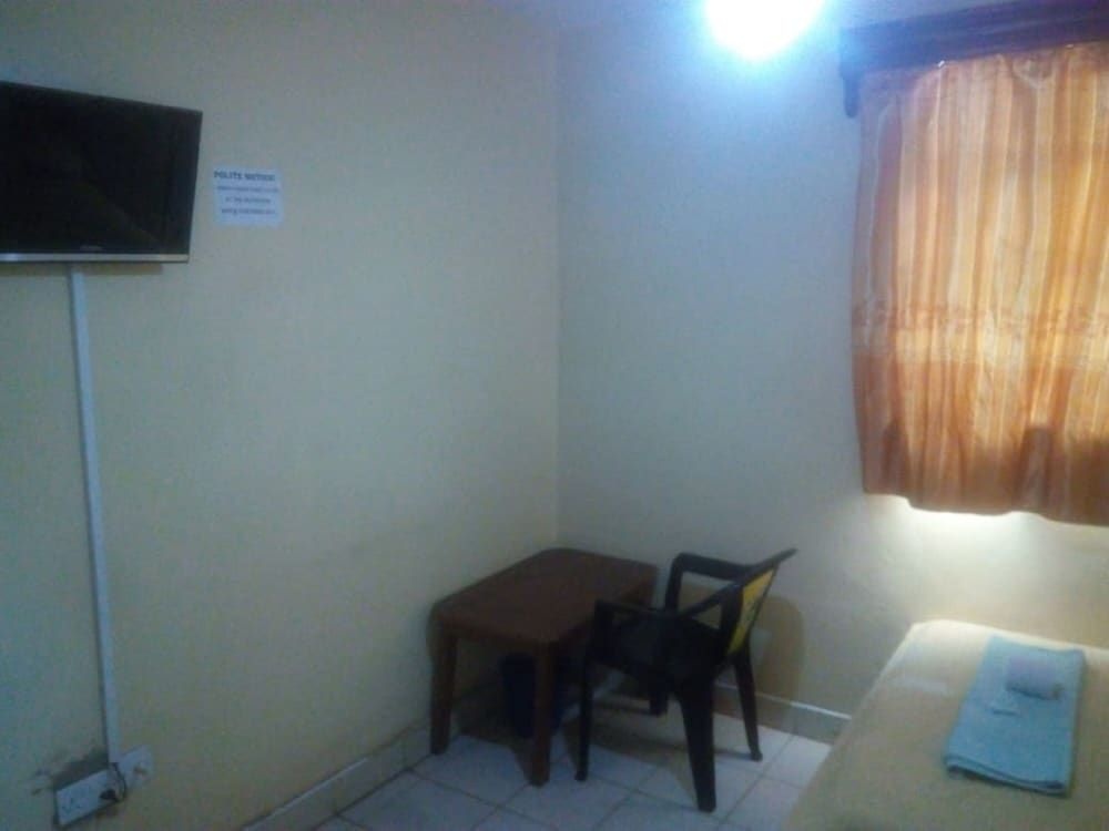 Chiri Orange Hotel
