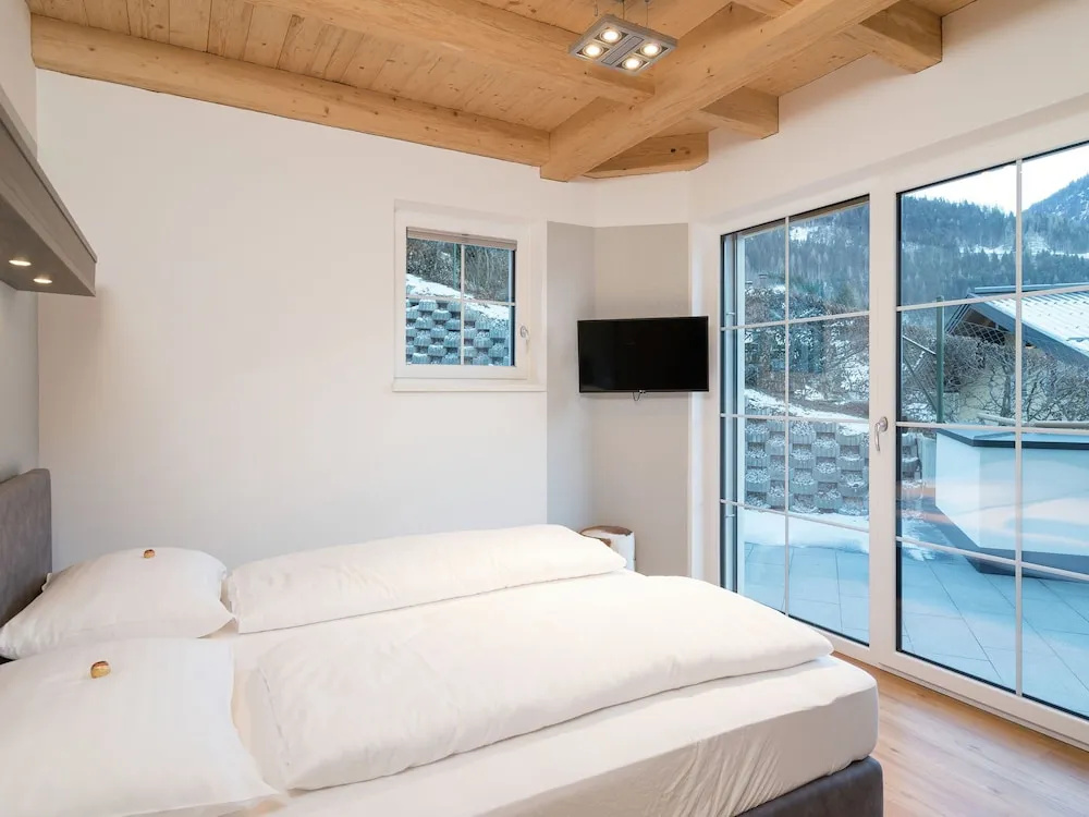 Luxurious Chalet in Sankt Johann im Pongau Near Ski Area
