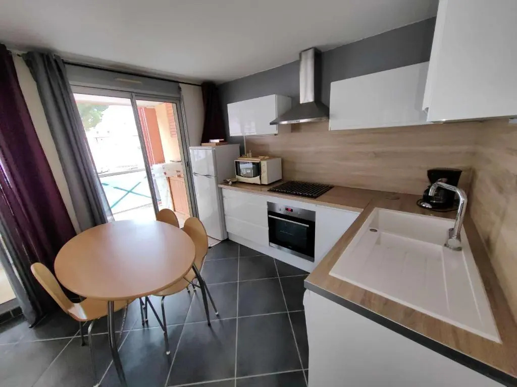 Maison Cap d'Agde, 3 pièces, 6 personnes - FR-1-607-68