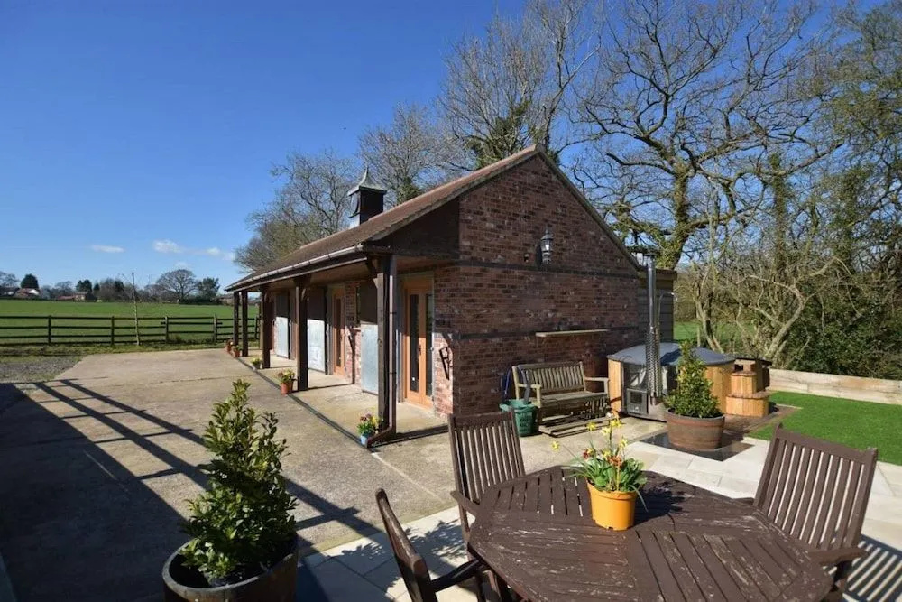 Oak tree stables cottage