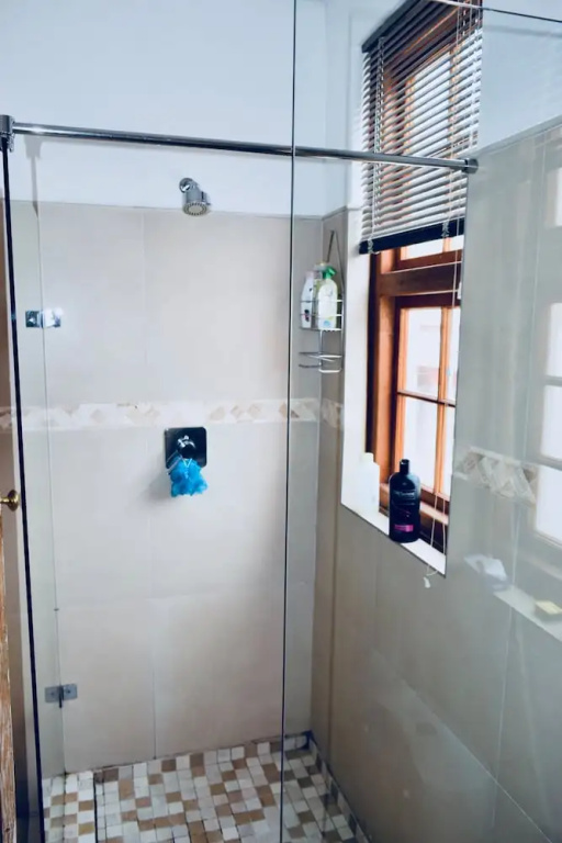1 Bedroom Apartment Near Kloof Street