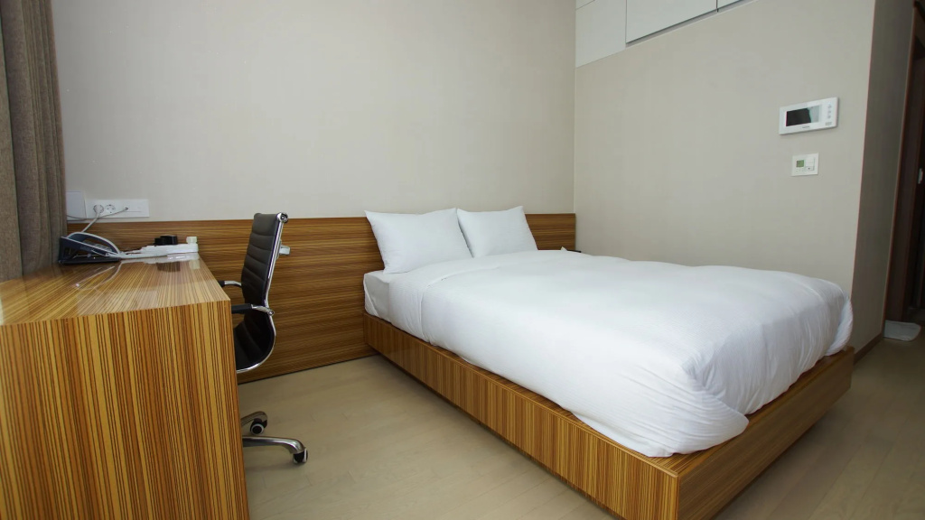 Cplus Residence