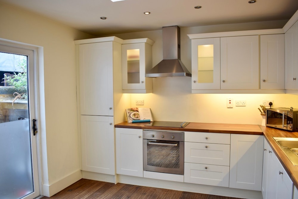 2 Bedroom City Centre Apartment In Dublin
