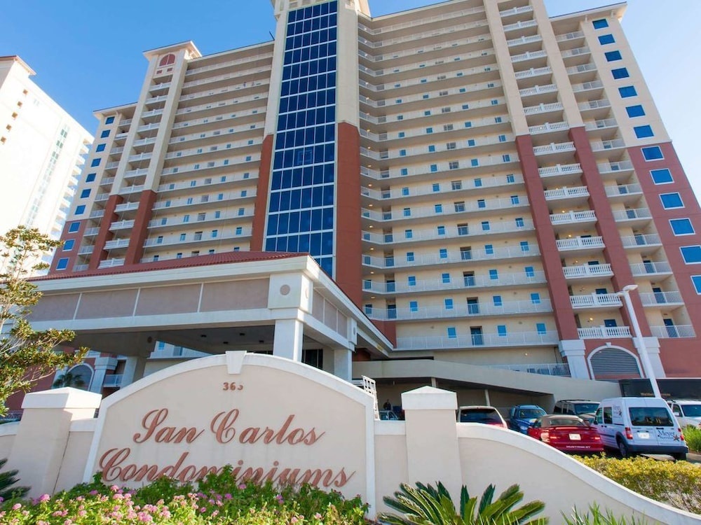 San Carlos 1604 - 3 Br Condo