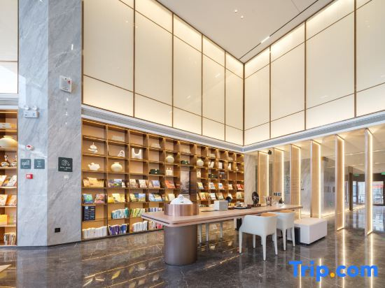 Atour Hotel Jinzhou Bohai University Shifu Square