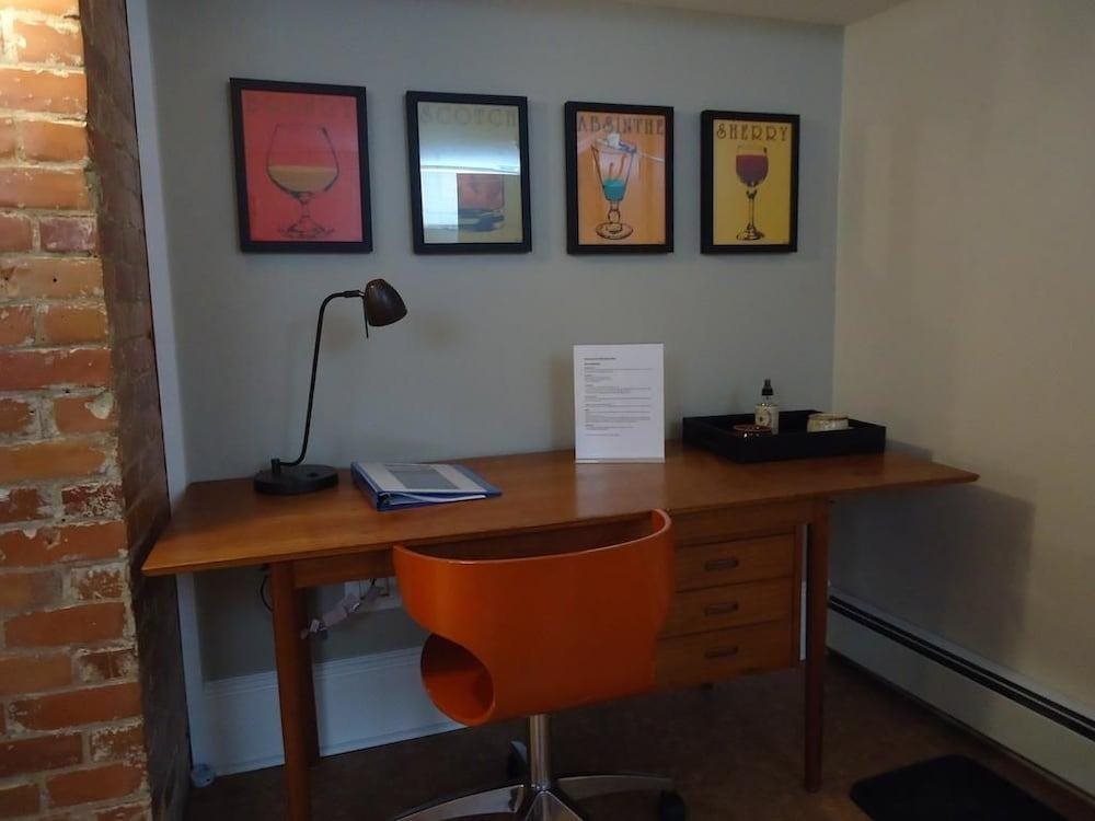 Parker House Suites