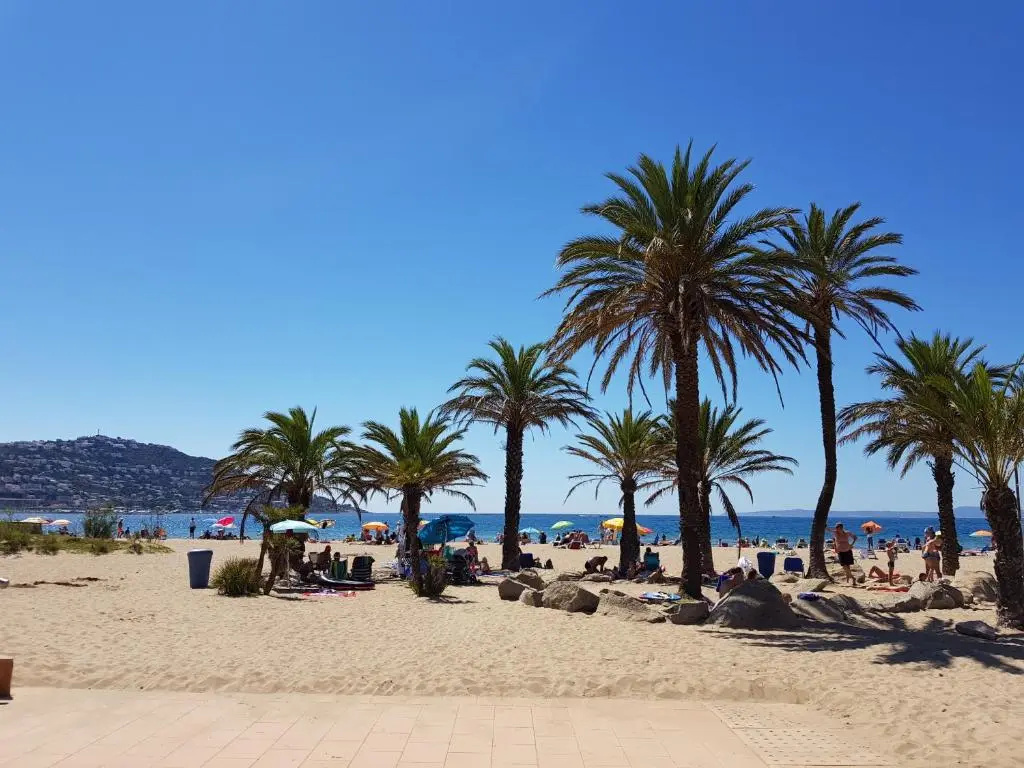 Apart-rent Apartamento Francesc Macia 2B