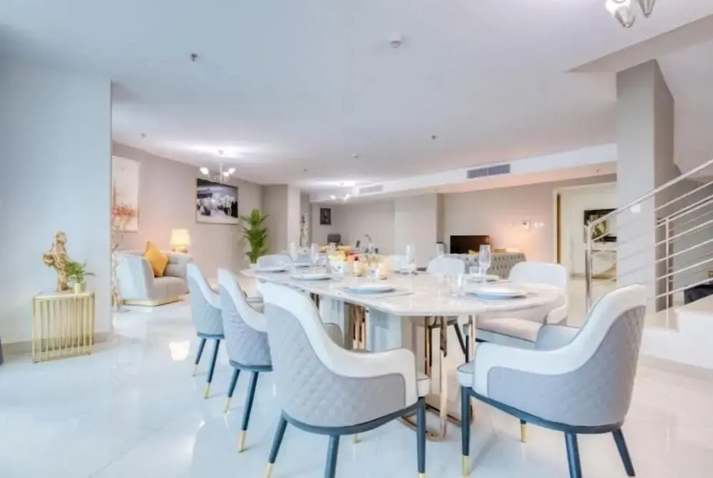 Luxurious 4 Bedroom Duplex Villa Apartment Near JBR
