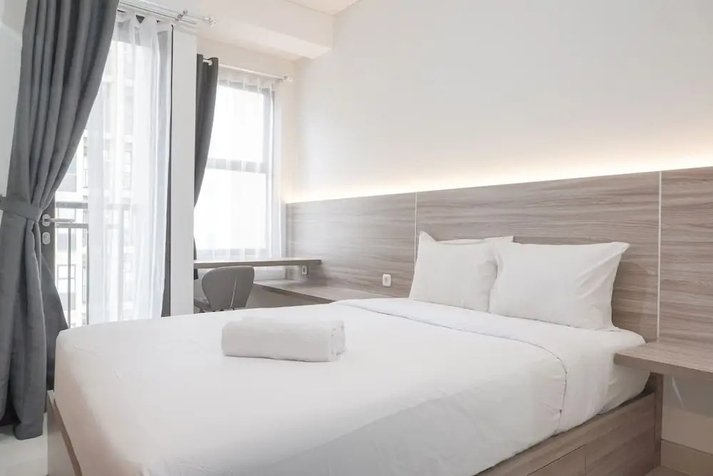 Nice Studio At 11Th Floor Transpark Cibubur Apartment
