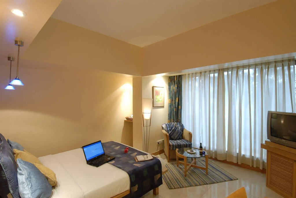 Treebo Regency - Bund Garden, Dhole Patil Road
