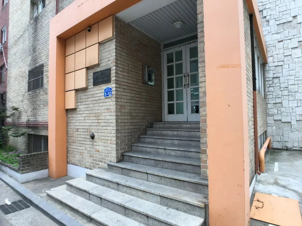 Sunny House Hongik snt 1mins