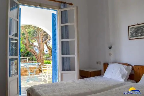 Cyclades Rooms