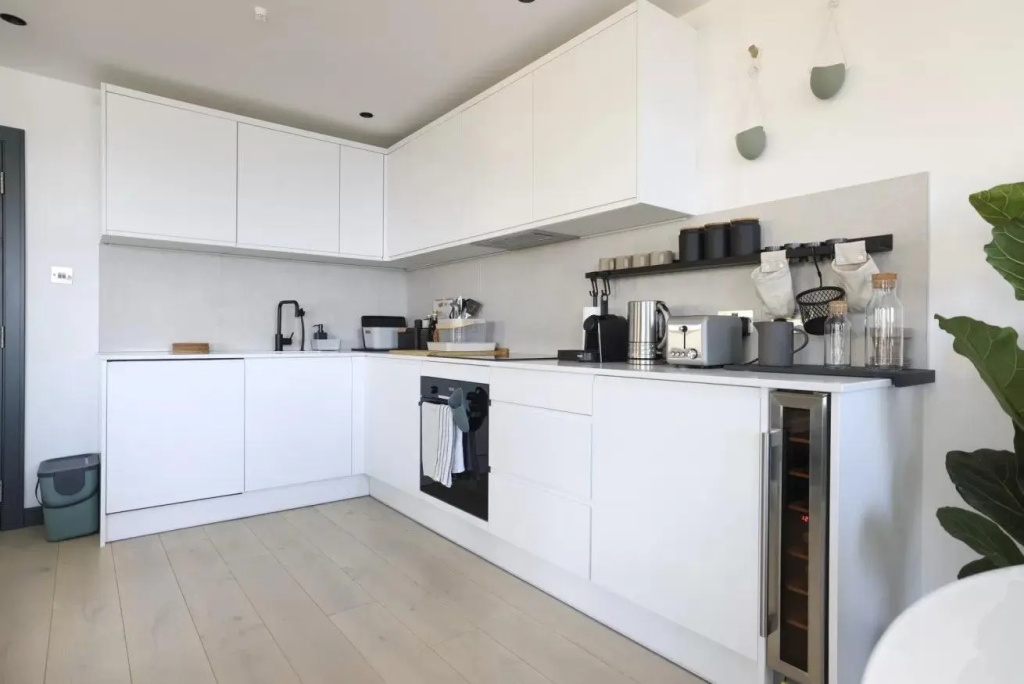 JOIVY Fabulous 2Br Apartment W/Terrace & Bay View