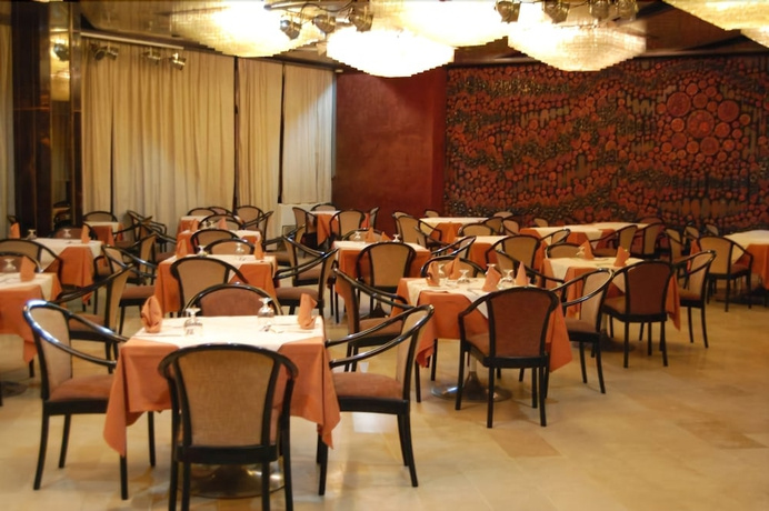 Hotel Diplomat