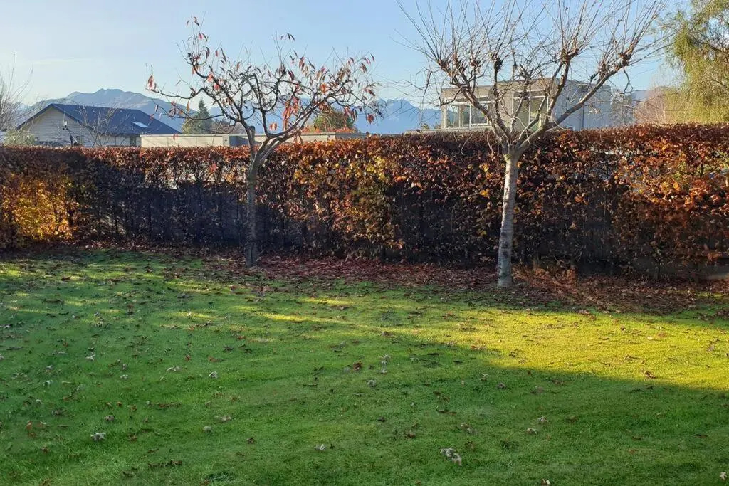 Meadowstone Executive Villa Close to Lake Wanaka