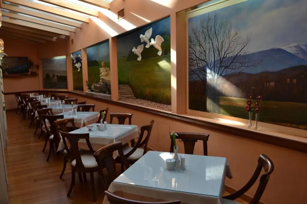 Elena Hotel