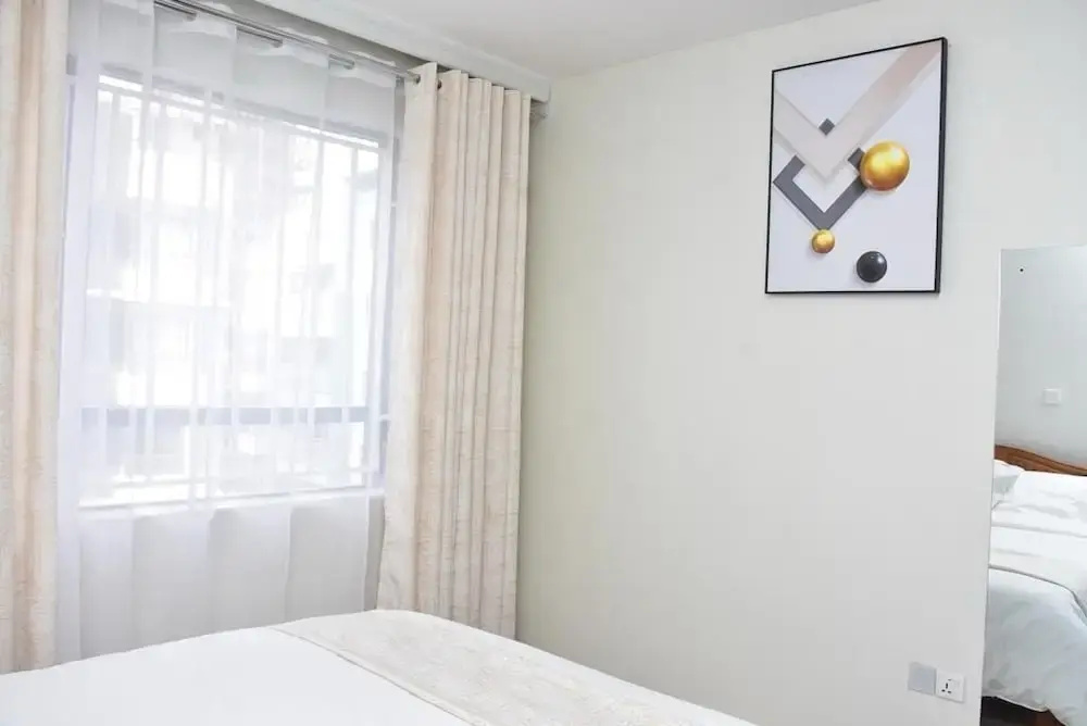 Lux Suites Indesign Park Apartments