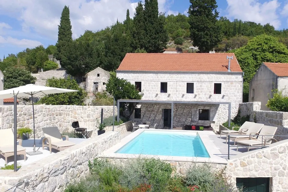 Hedera Estate, Villa Hedera Viii