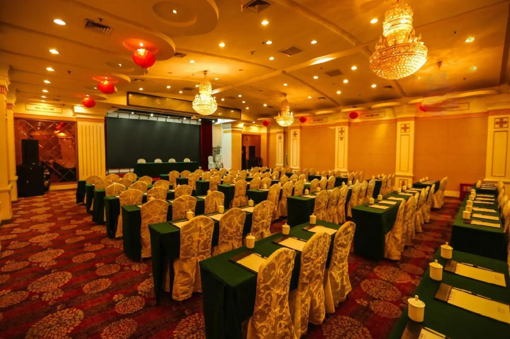Dushanzi Hotel - Urumqi