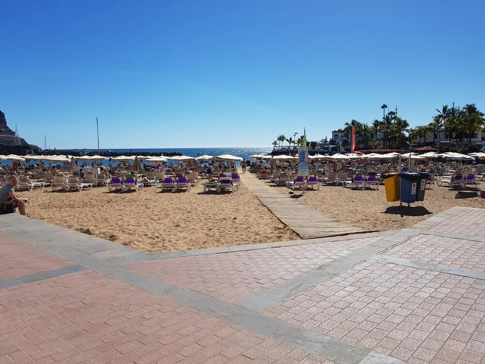 Mogan Beachfront apartment V&L by VillaGranCanaria