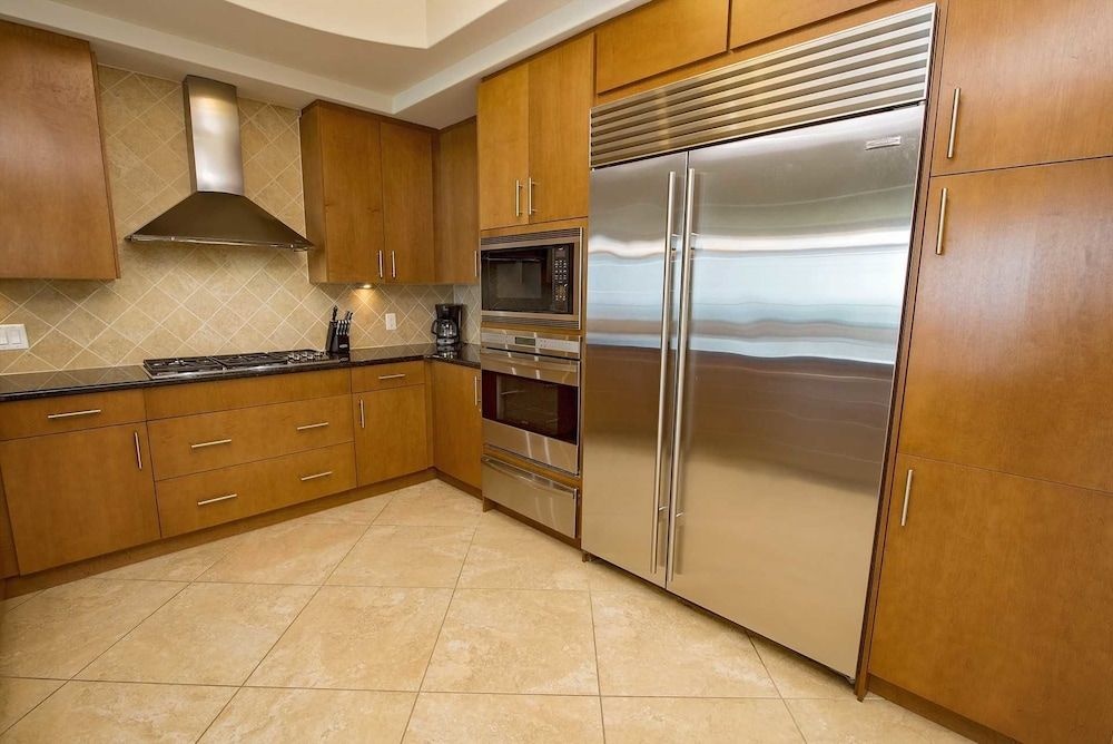 Turquoise Place C2504 3 Bedrooms 3.5 Bathrooms Condo