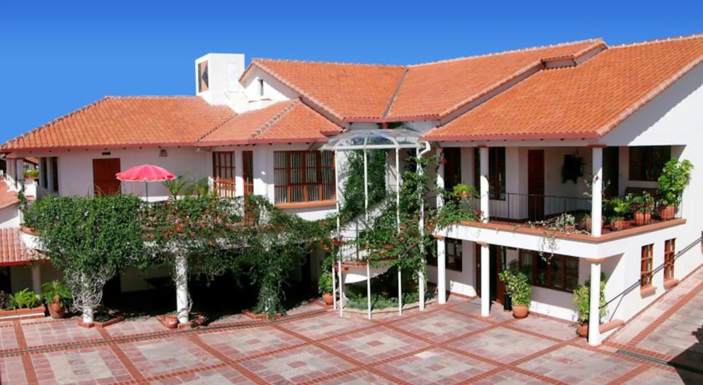 Hotel Qhawarina de Casas Kolping Bolivia S.R.L.