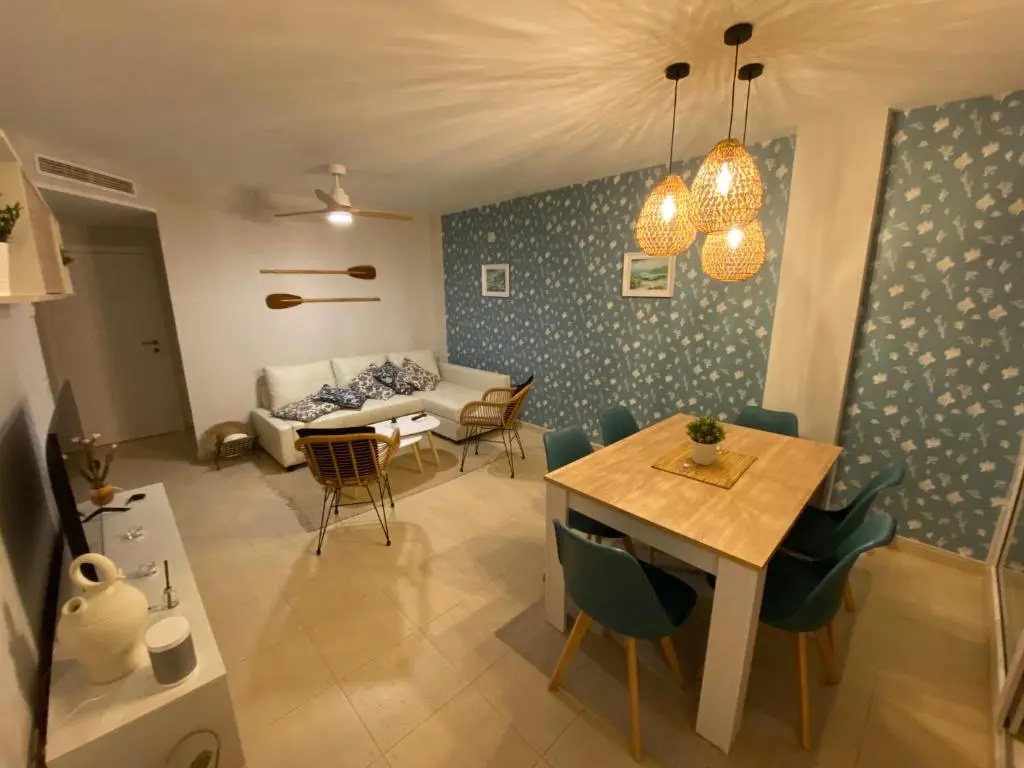 1ªLínea-50m de playa-210m2 utiles-BBQ privada-Vistas al mar-3 terrazas