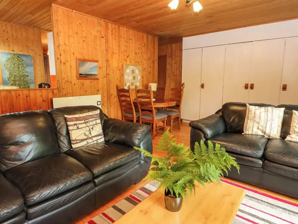 Lodge 3 - "beech"