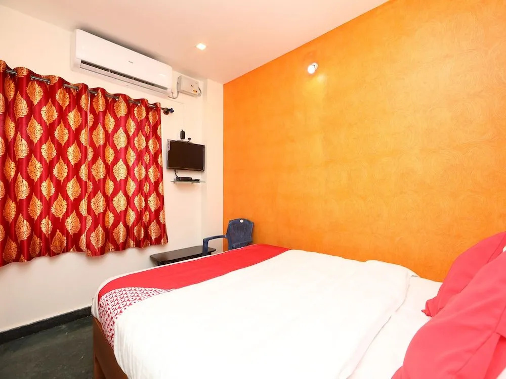 Oyo 18348 V Wella Comforts