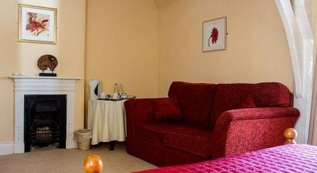 The Ship Inn - Self Catering Accommodation