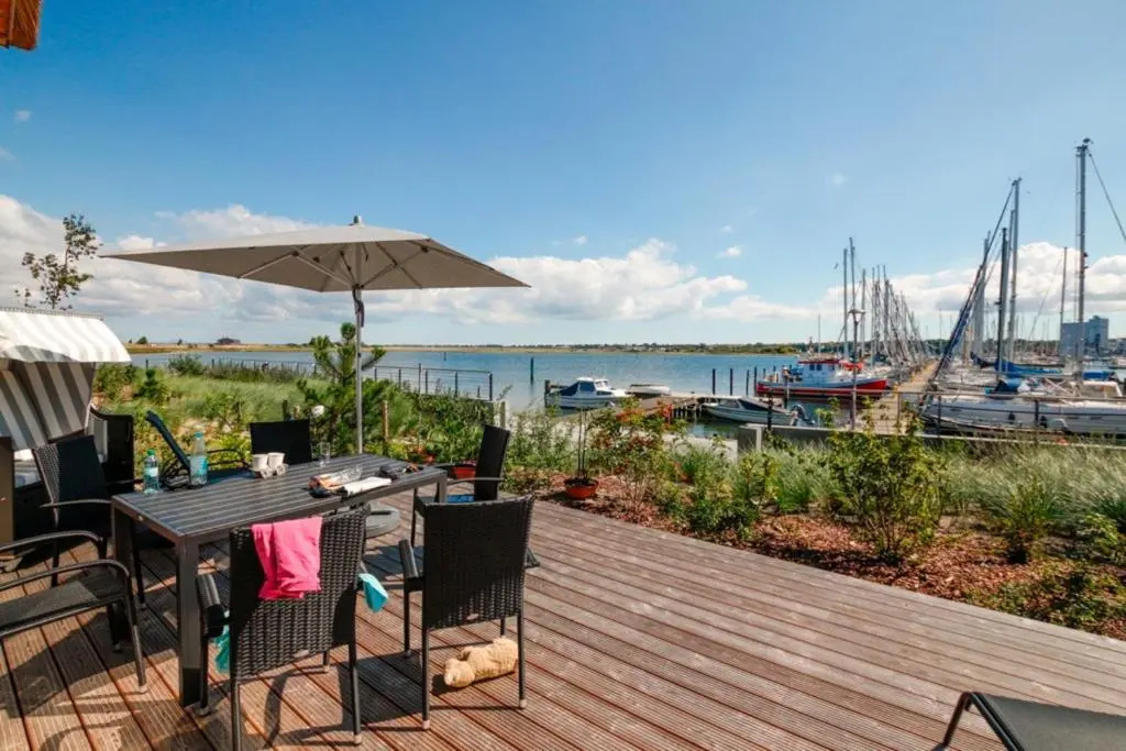 Ostsee - Reetdachhaus Nr 45 "Graswarder" im Strand Resort