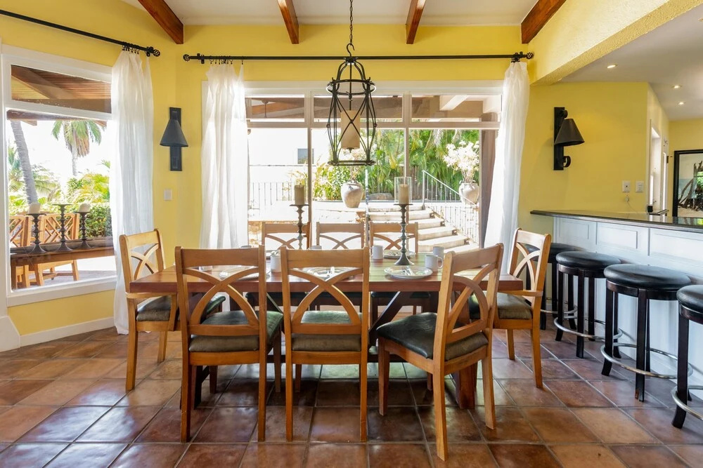 Stunning Home with Brand-New Guesthouse and Oceanview Terrace with Private Swimming Pool & Hot Tub