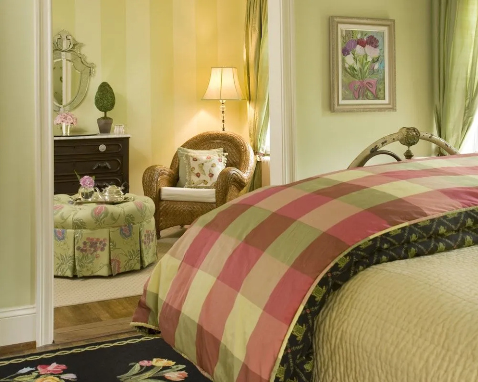 10 Fitch Luxurious Romantic Inn
