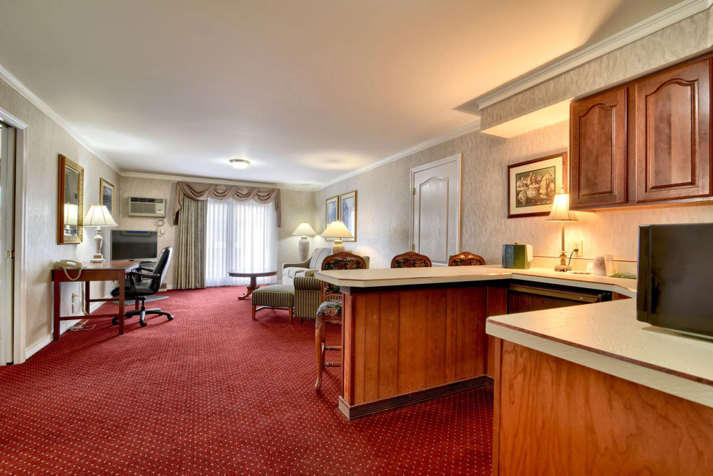 Roosevelt Inn & Suites Saratoga Springs