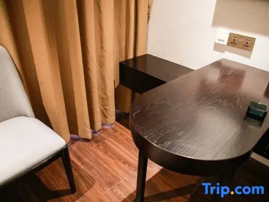 Xiaolehui Nanshan Holiday Hotel