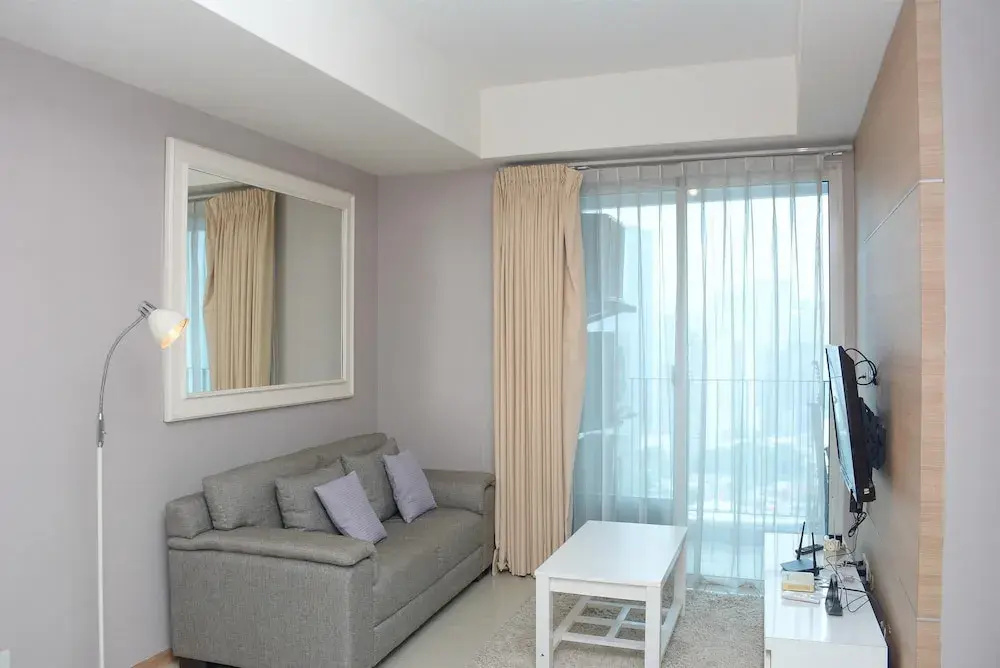 Homey And Cozy Stay 2Br At Casa Grande Apartment