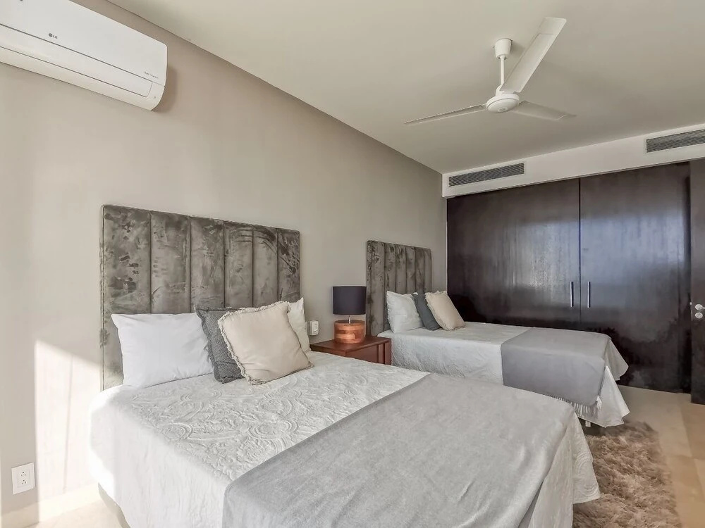 Emerald Residential Tower and Spa
