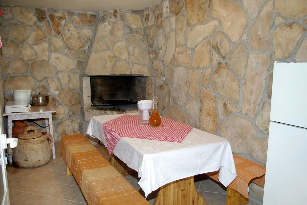 Apartments Ljiljana