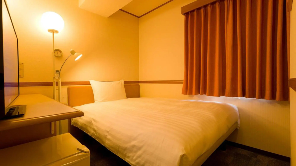 Toyoko Inn Okinawa Naha Asahibashi Ekimae