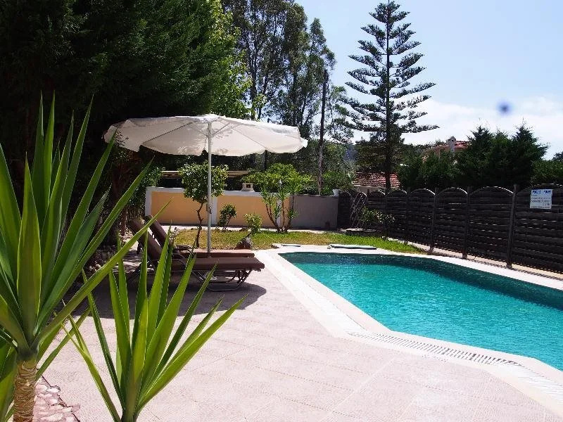 Gyra Villas