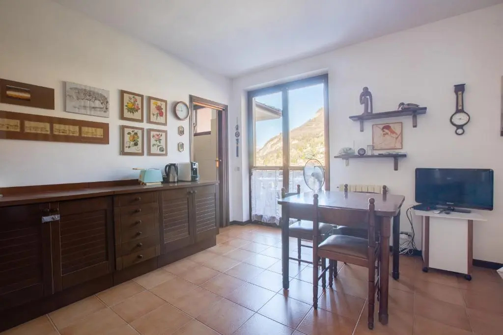 Mysa Properties - Lovely Studio between Lake and Castle